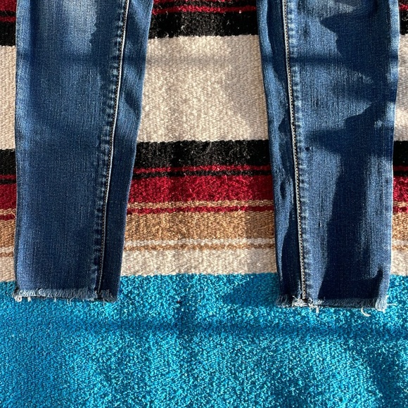 KanCan Distressed Skinny Jeans - Picture 5 of 9